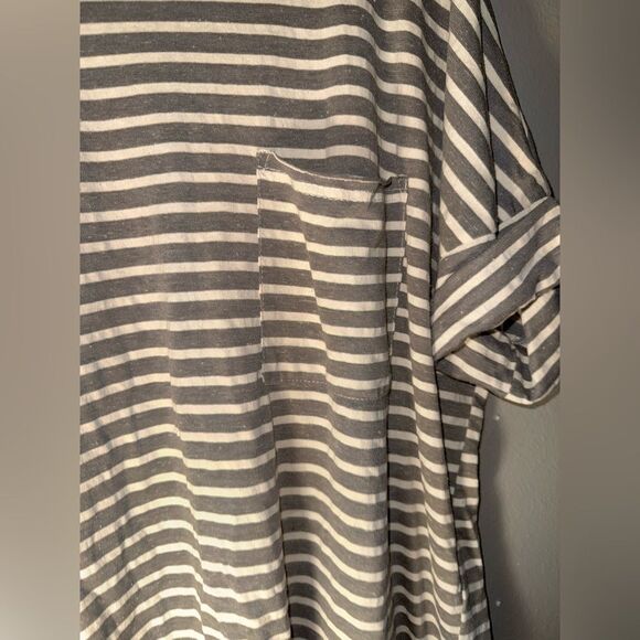 Umgee oversized striped pocket high low tee rolled sleeves grey and Cream XL #72 - Picture 2 of 7